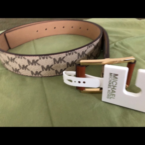 Belt - Picture 2 of 3